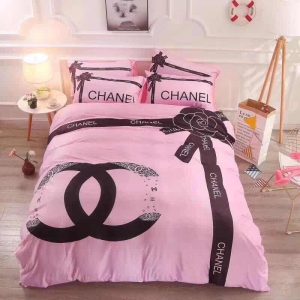 Luxury Coco Chanel Black And White Bedding Set