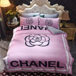 Chanel Black Signature Flower in Pink Background Bedding Set Queen -  himenshop