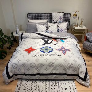 Louis Vuitton Grey Monogram Bed Set Queen - Peto Rugs